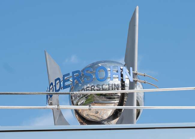 Stainless steel sphere: Modersohn